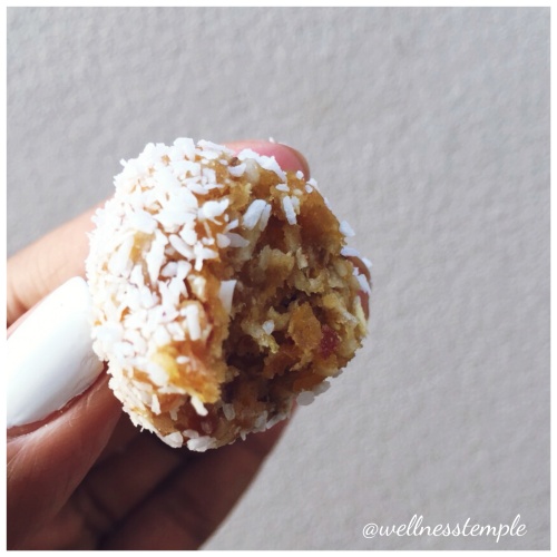Apricot and Coconut Bliss Balls